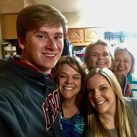 Meet your Posher, Luke - Picture 1 of 1